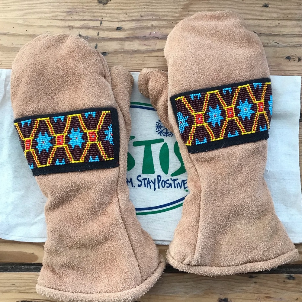 Astis Kinabalu leather mittens